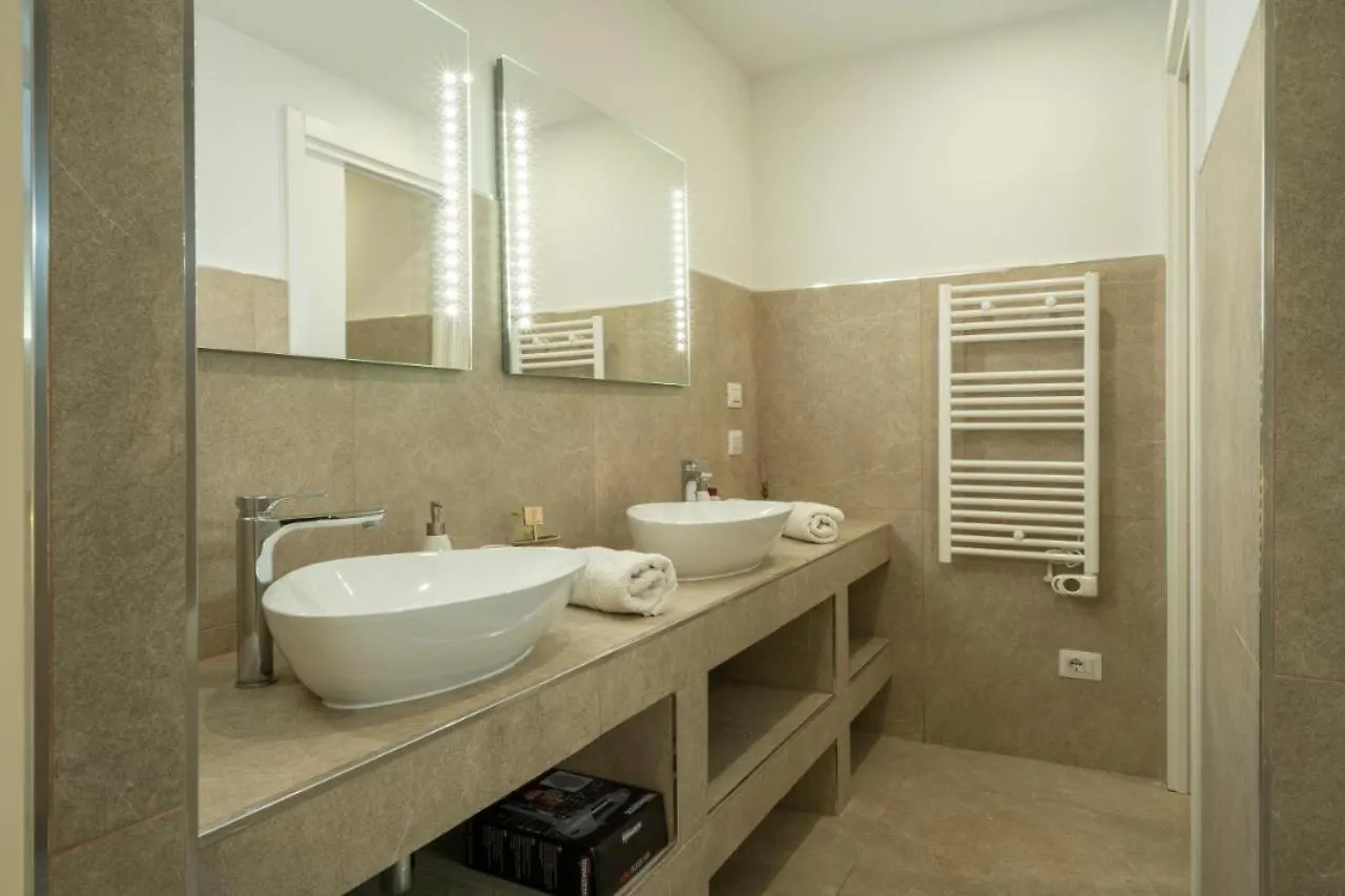 G&A Glow Apartment In Porta Venezia Milan