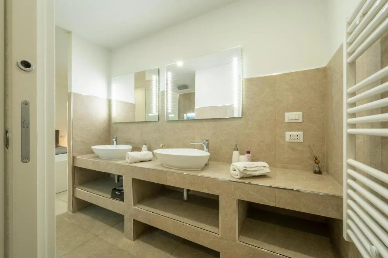 G&A Glow Apartment In Porta Venezia Milano