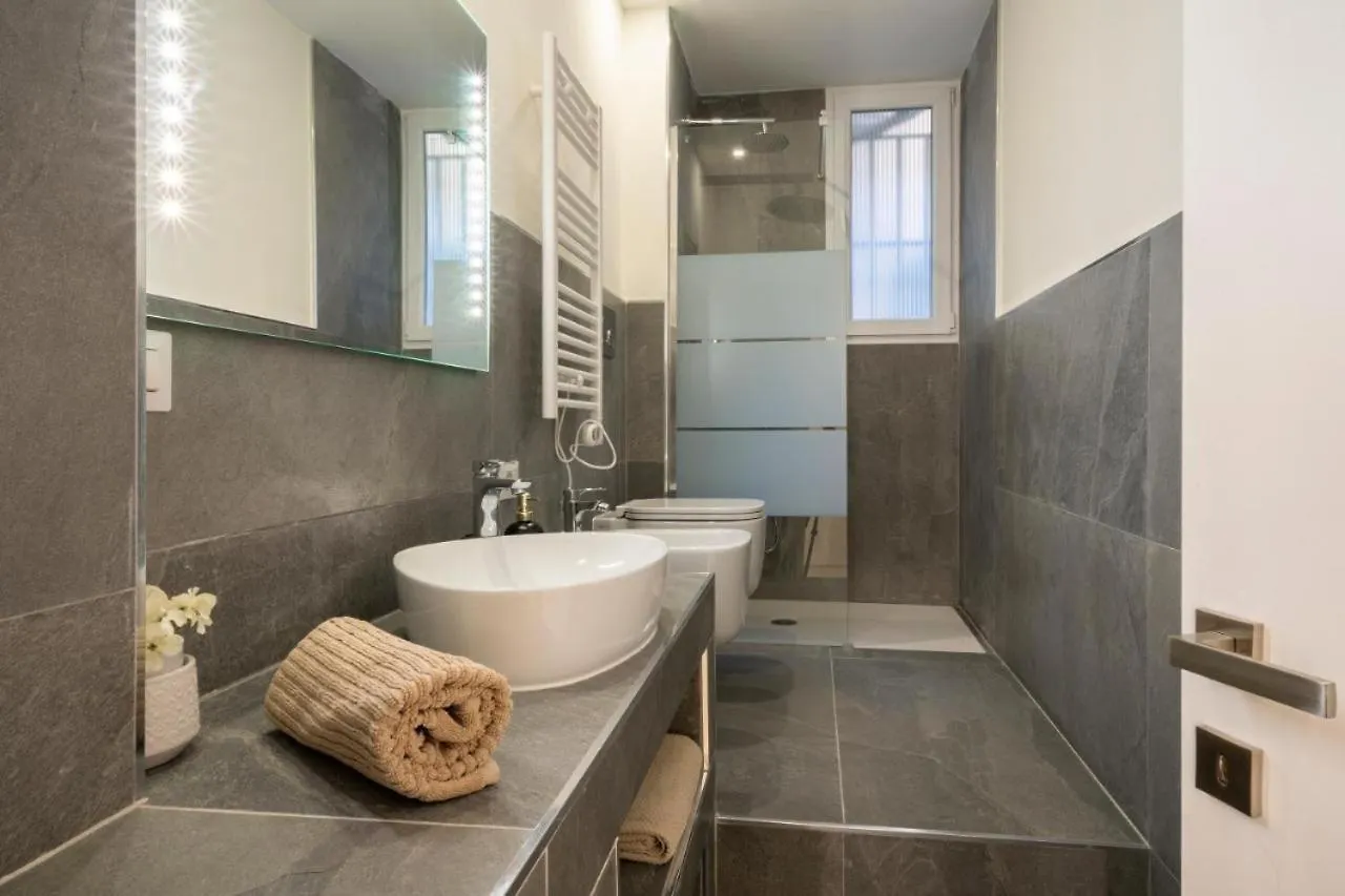 G&A Glow Apartment In Porta Venezia Milan