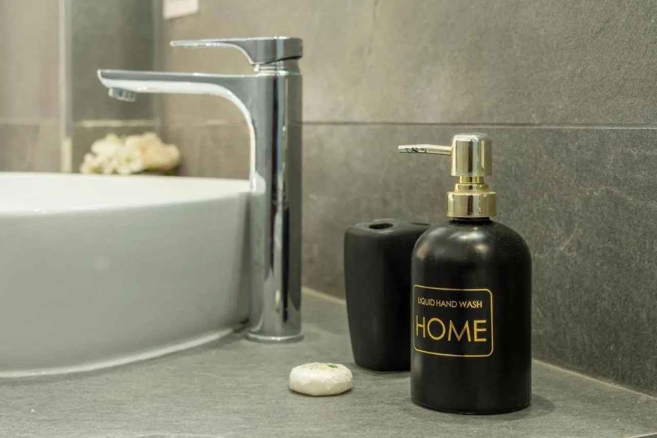 G&A Glow Apartment In Porta Venezia ミラノ